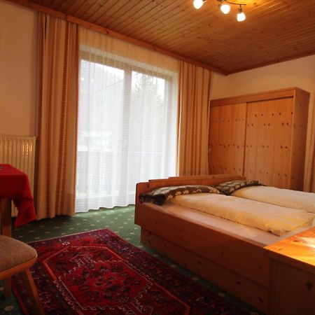 Pension Hubertushof Beim Roemerbad Bad Kleinkirchheim Exterior photo